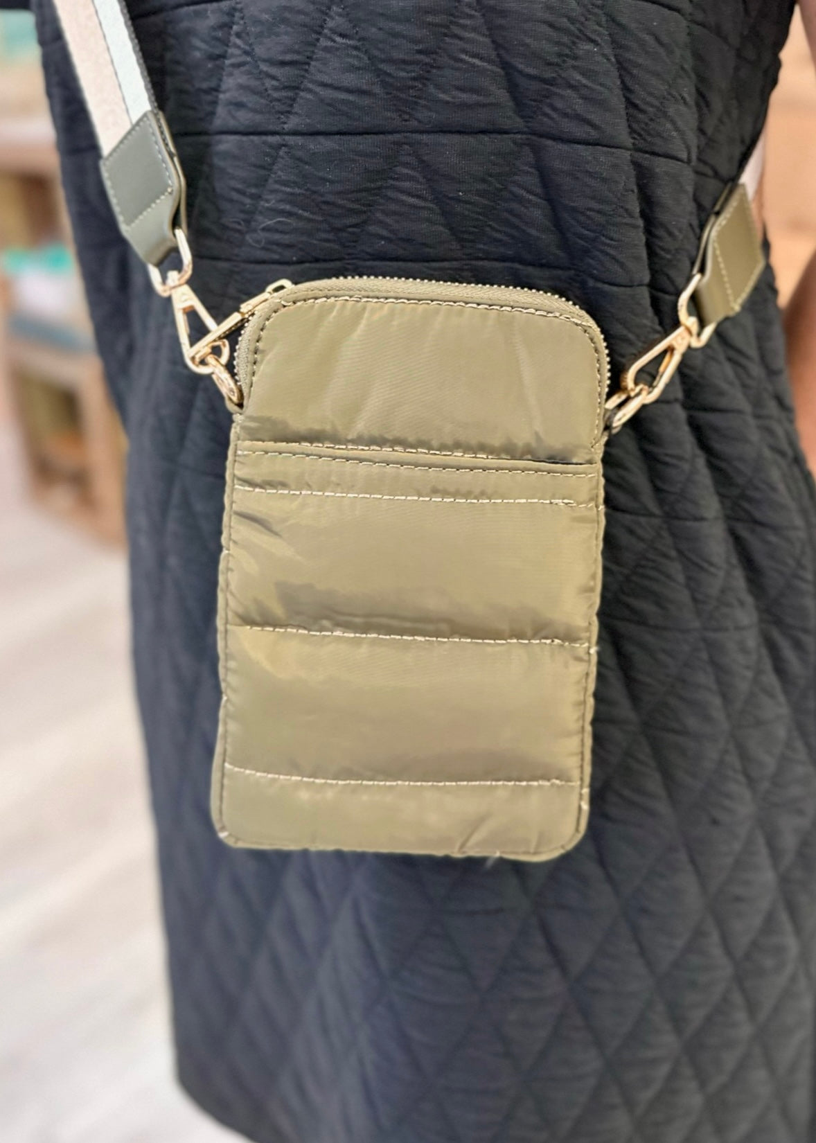 Puffer Cell Phone Crossbody Purse - Olive