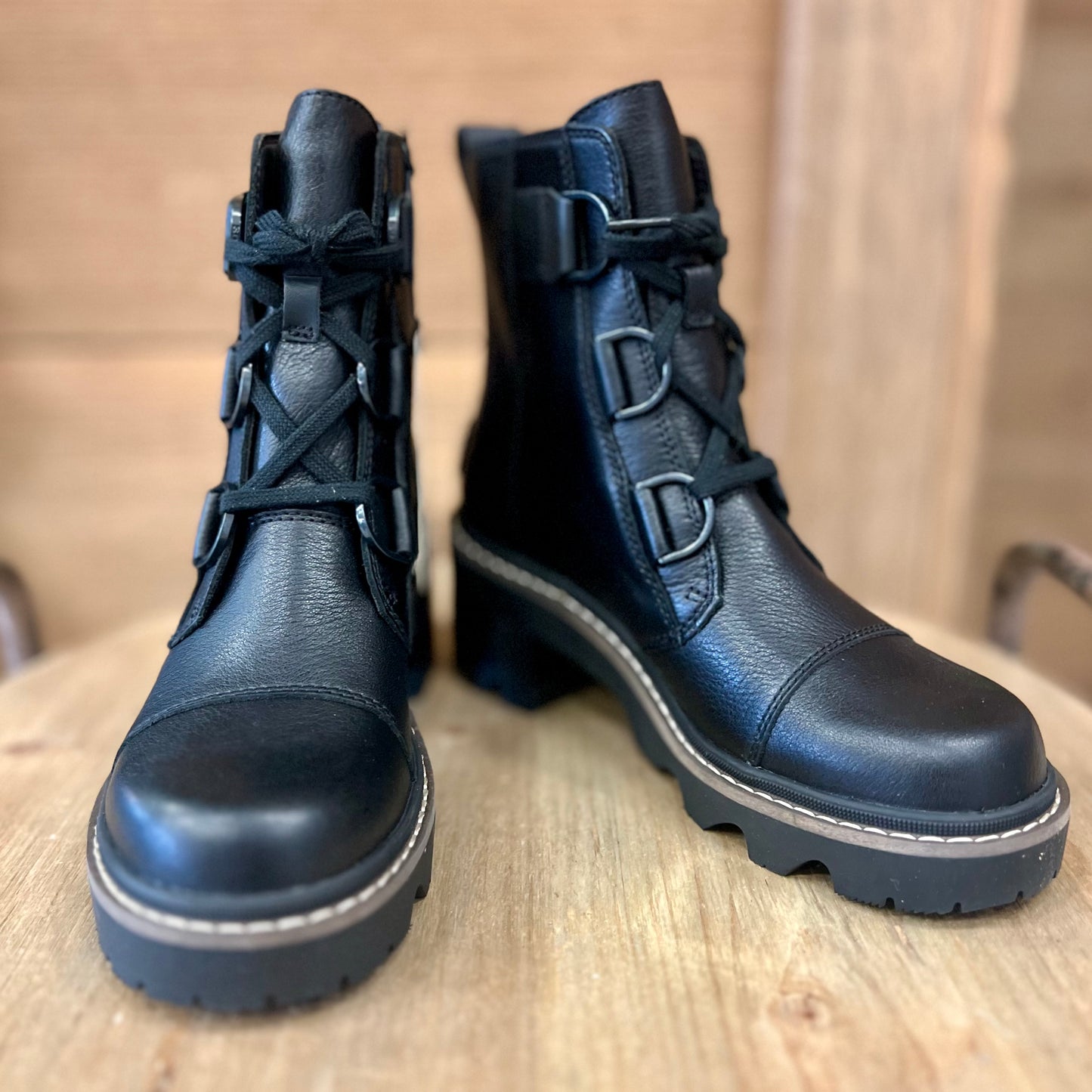 Sorel Joan Now Lace - Black