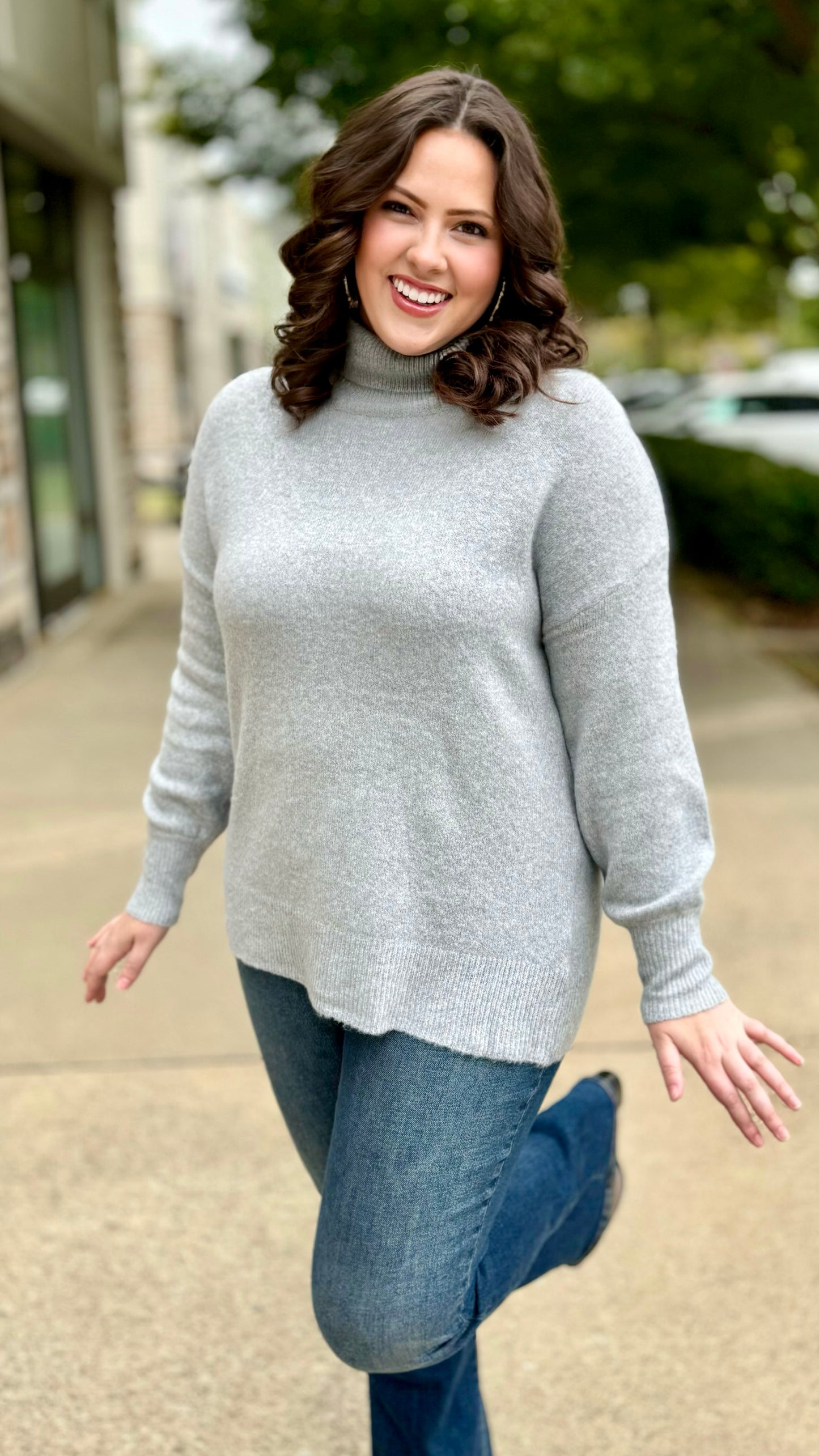 Classic Cozy Turtleneck Sweater - Grey