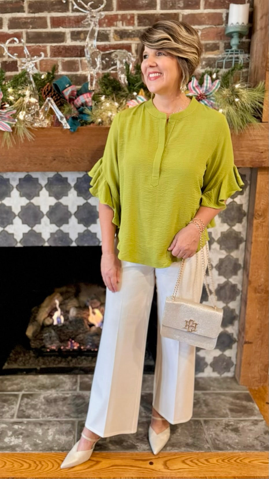 Ivy Jane Flutter Sleeve Top - Lime